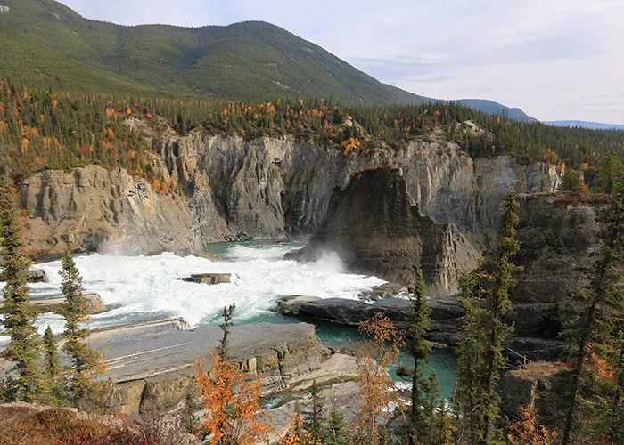 rapids nahanni national park